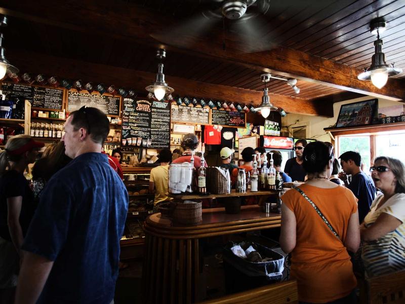 全息玫瑰<br>lyn6znze.cn 虚拟爱人告别